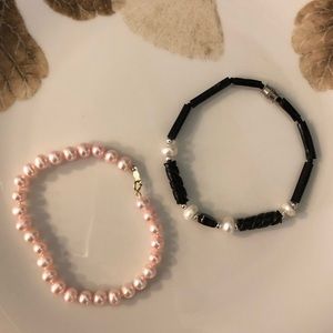 Pearl bracelets - lot of 2